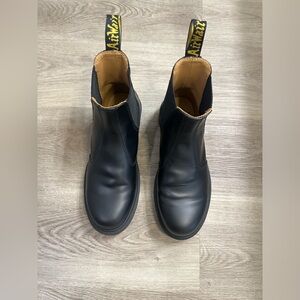Dr Martens Chelsea Boots